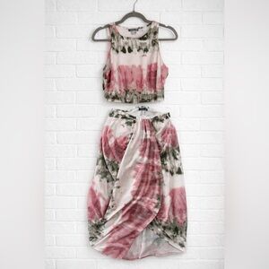 VENUS Pink and Green Midi Skirt and cropped shirt